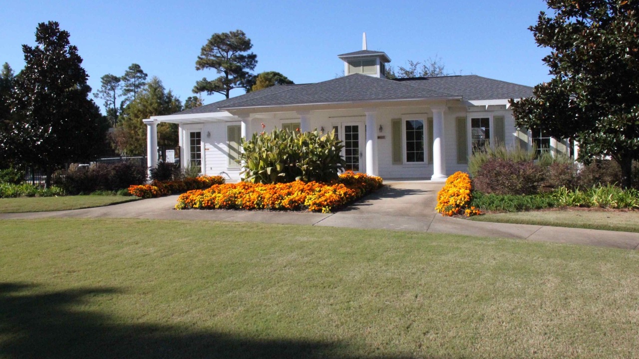 Photo of Others in Laurel Grove