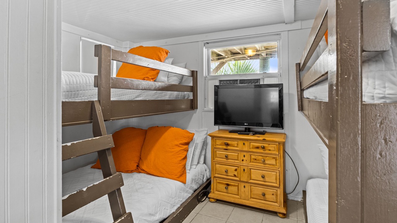 Photo of Bedroom in Santa Rosa Beach