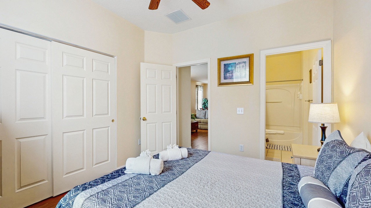 Photo of Bedroom in Windwood Bay