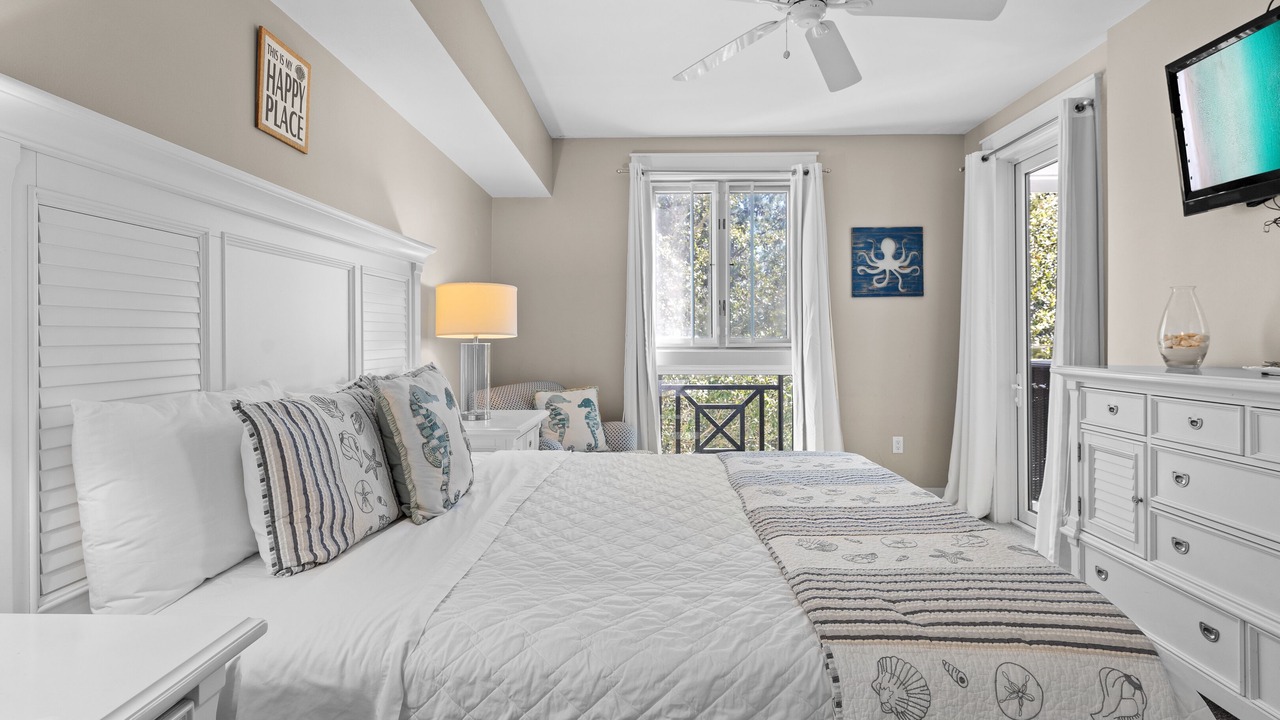 Photo of Bedroom in Baytowne Wharf