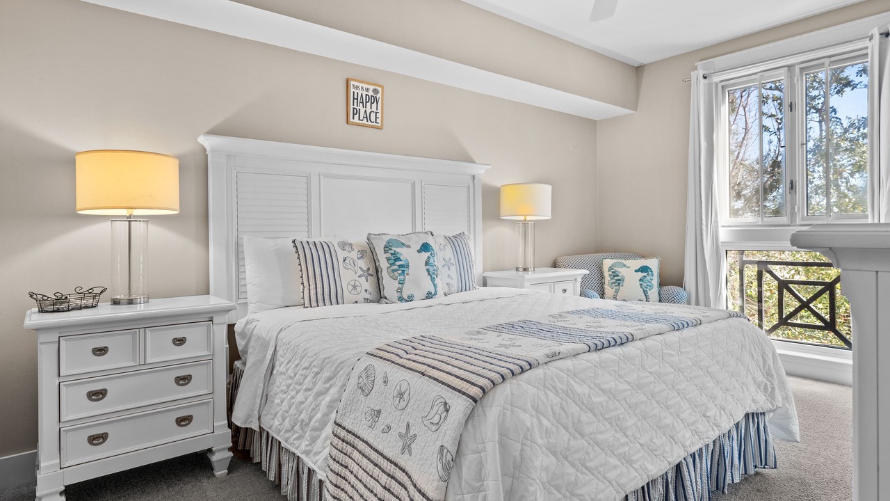 Photo of Bedroom in Baytowne Wharf