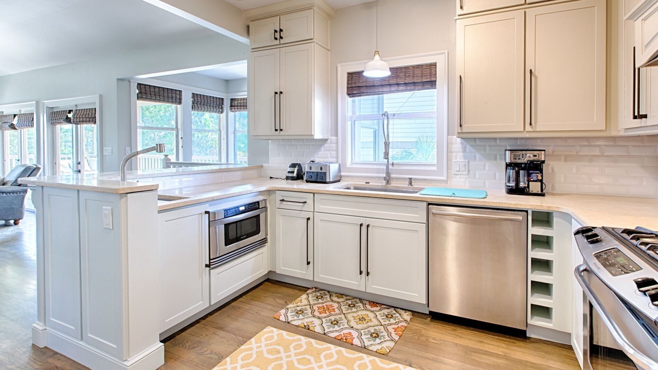Photo of Kitchen in Dune Allen Beach