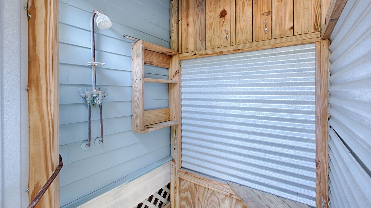 Photo of Bathroom in Dune Allen Beach