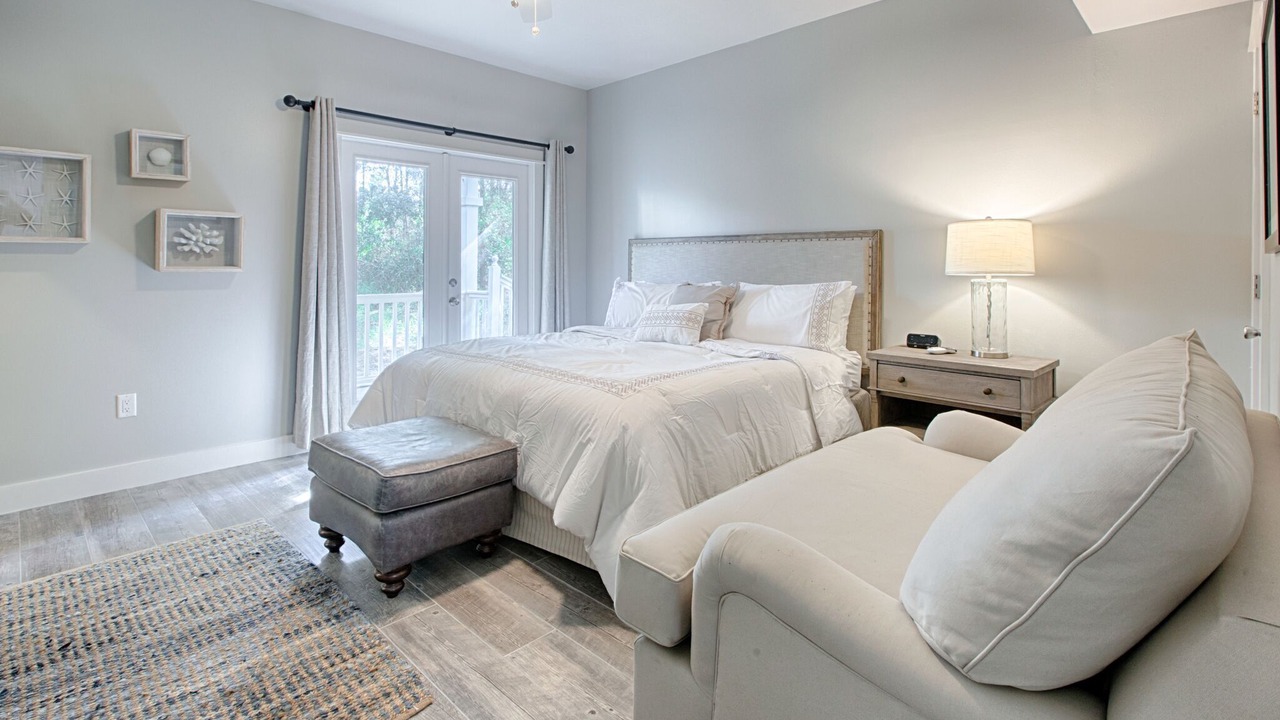 Photo of Bedroom in Dune Allen Beach