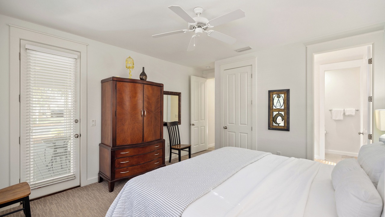 Photo of Bedroom in Laurel Grove