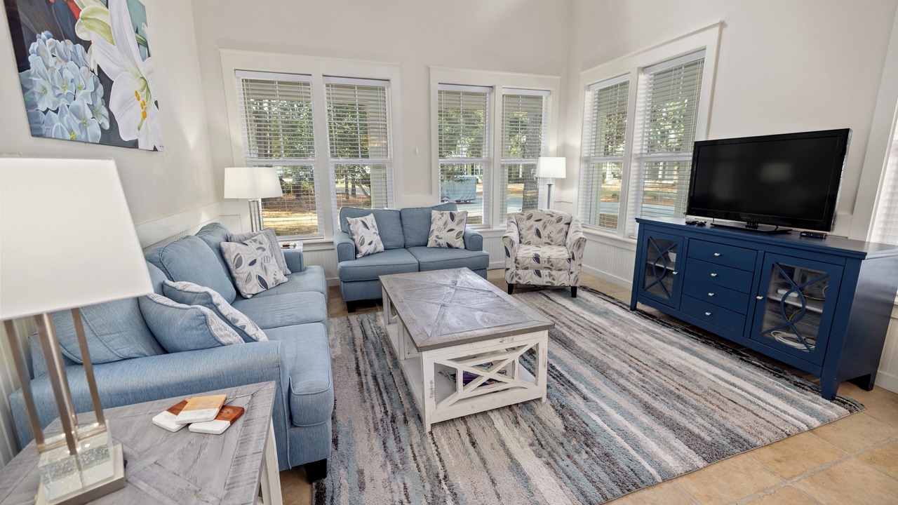 Photo of Livingroom in Laurel Grove