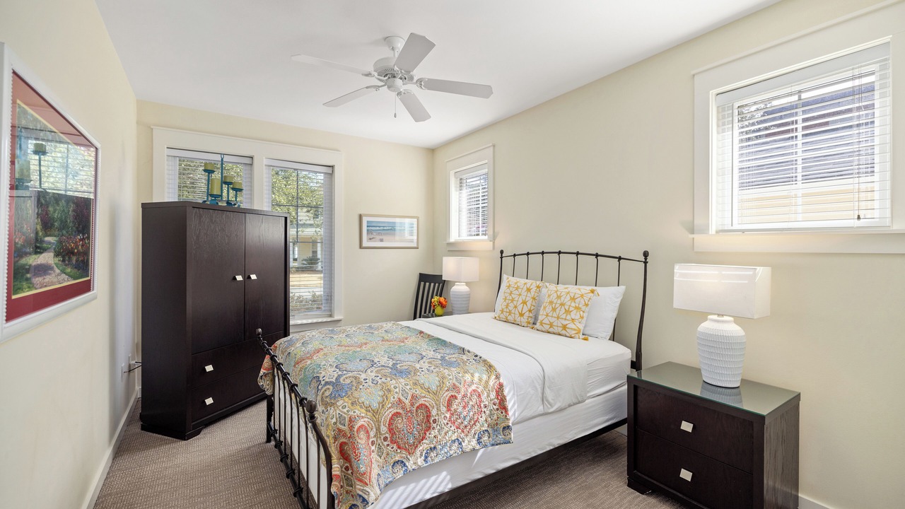 Photo of Bedroom in Laurel Grove