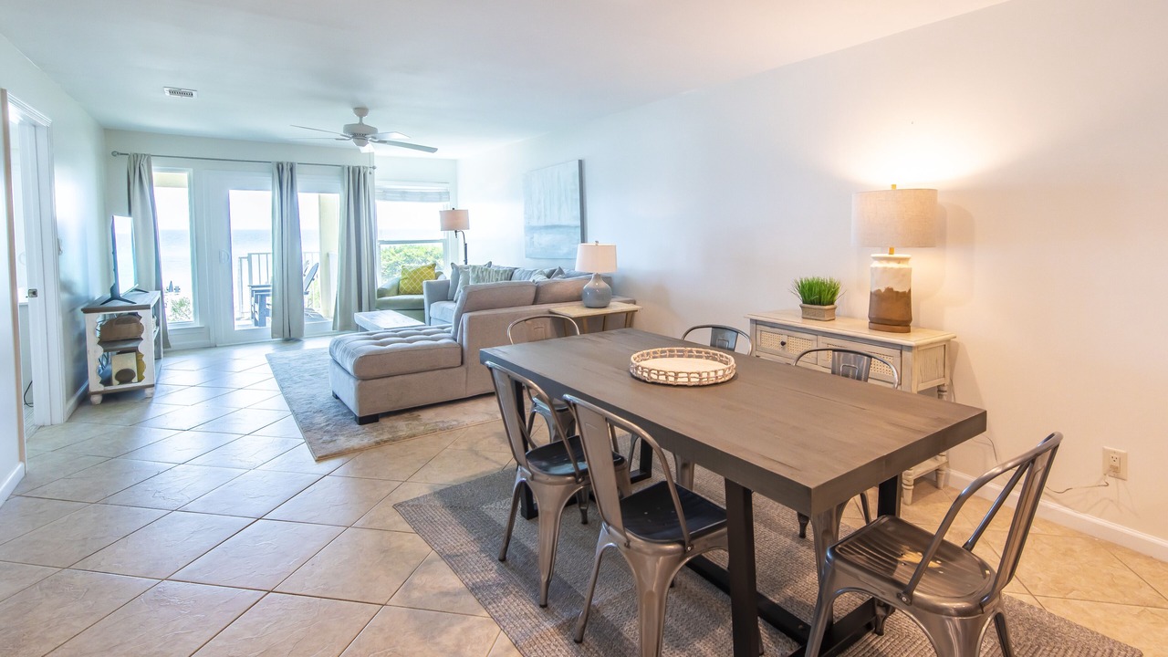 Photo of Livingroom in Dune Allen Beach