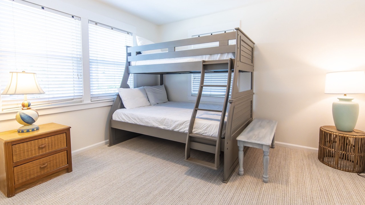 Photo of Bedroom in Dune Allen Beach