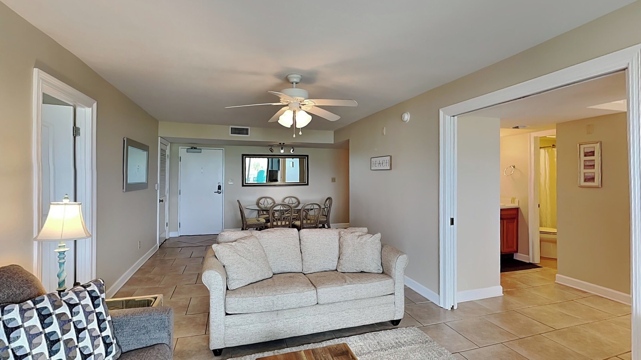 Photo of Livingroom in Pensacola Beach