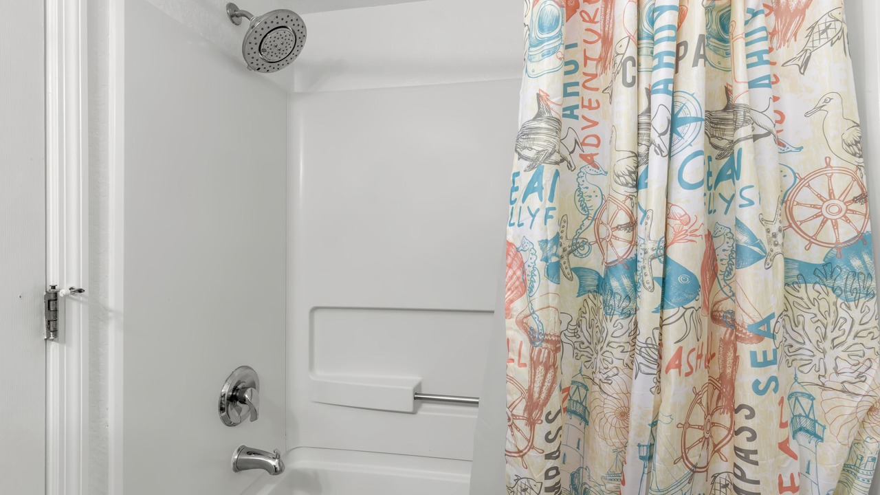 Photo of Bathroom in Treasure Island