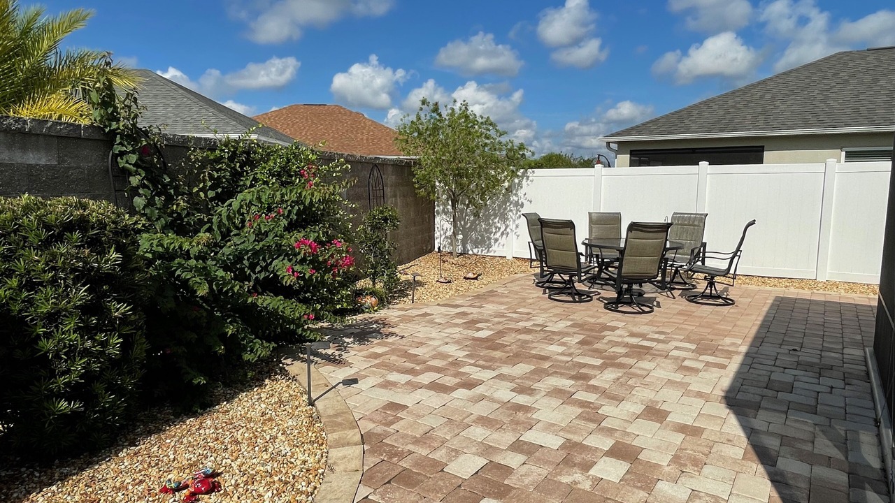 Photo of Outdoor in Summerfield