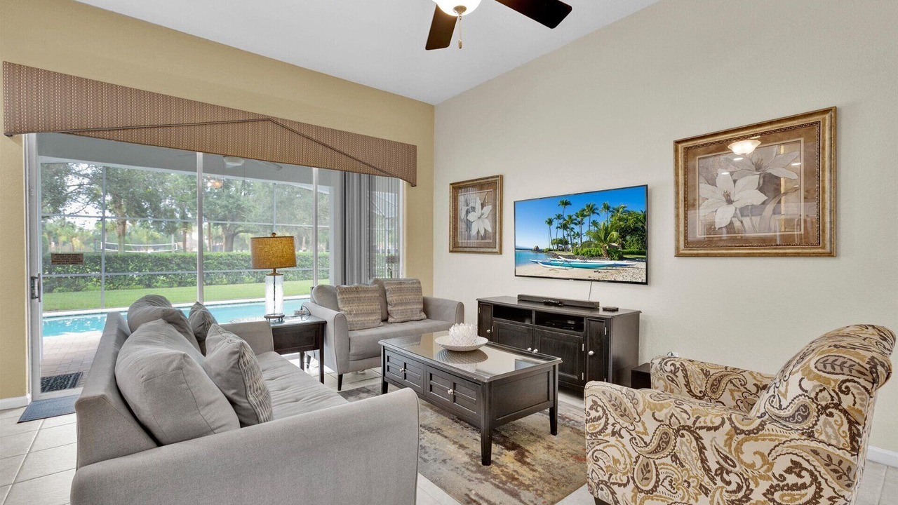 Photo of Bedroom in Windsor Hills
