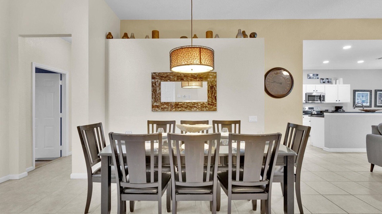 Photo of Livingroom in Windsor Hills