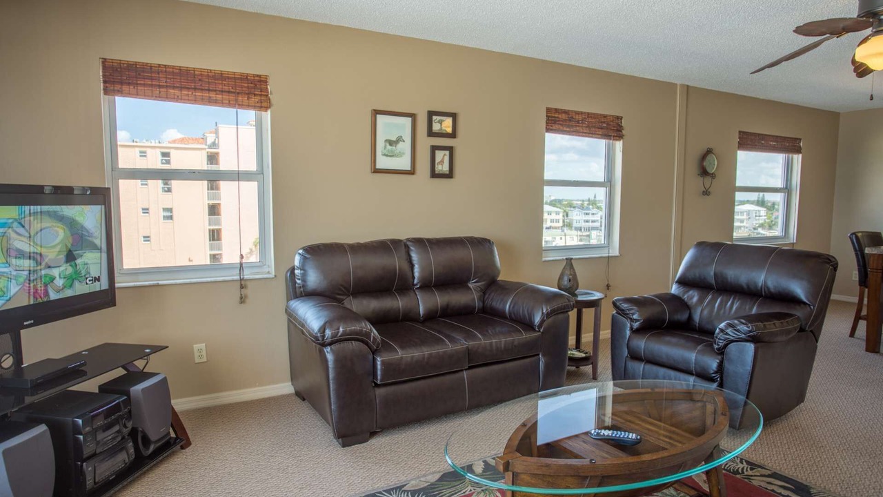 Photo of Livingroom in Madeira Beach