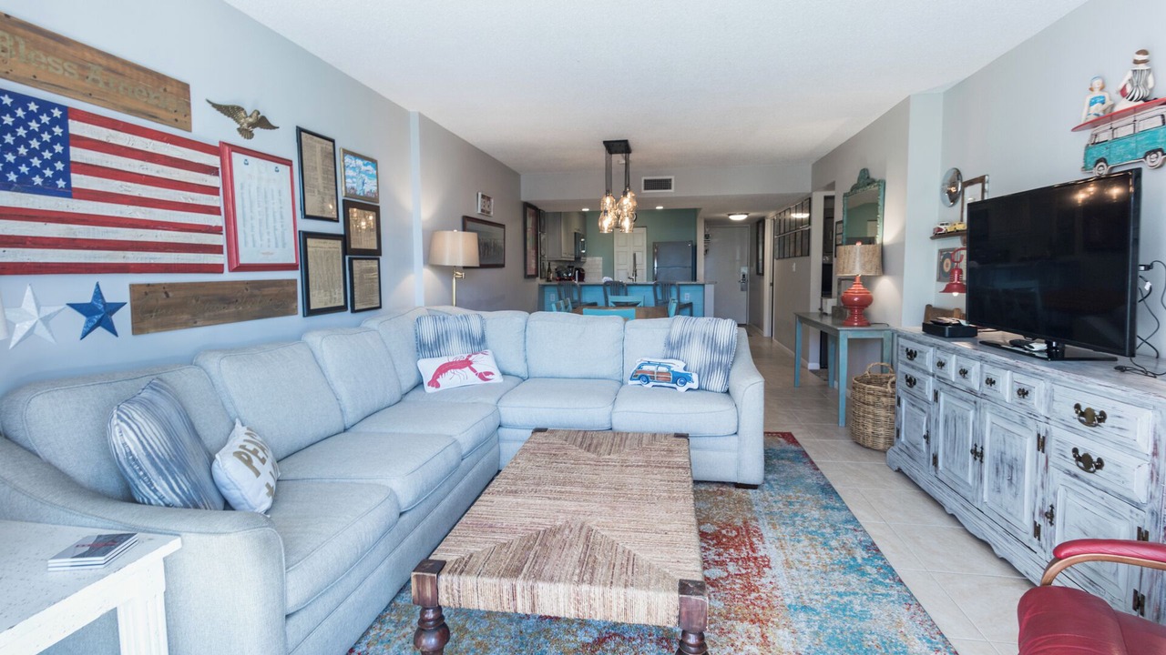 Photo of Livingroom in Gulf Lagoon Beach