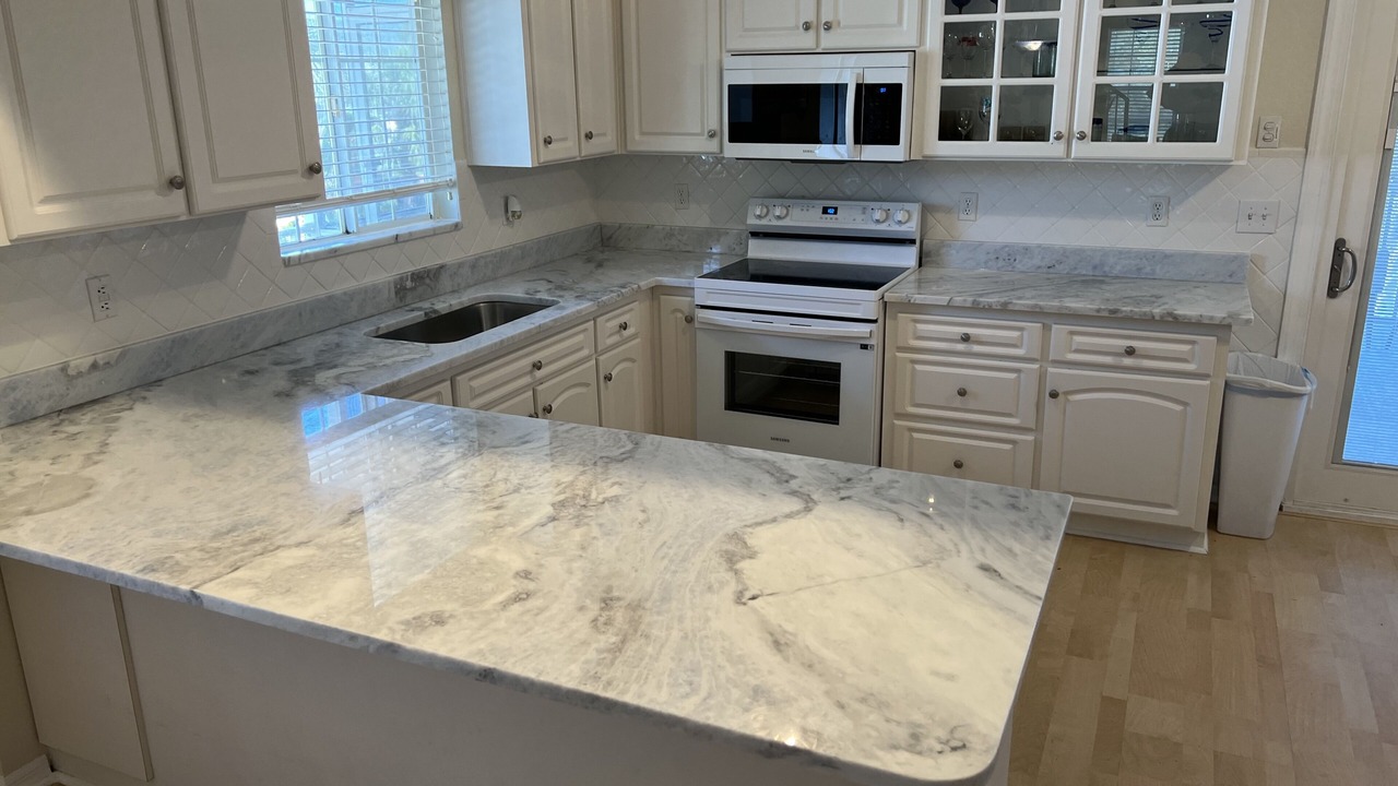 Photo of Kitchen in Weeki Wachee Gardens