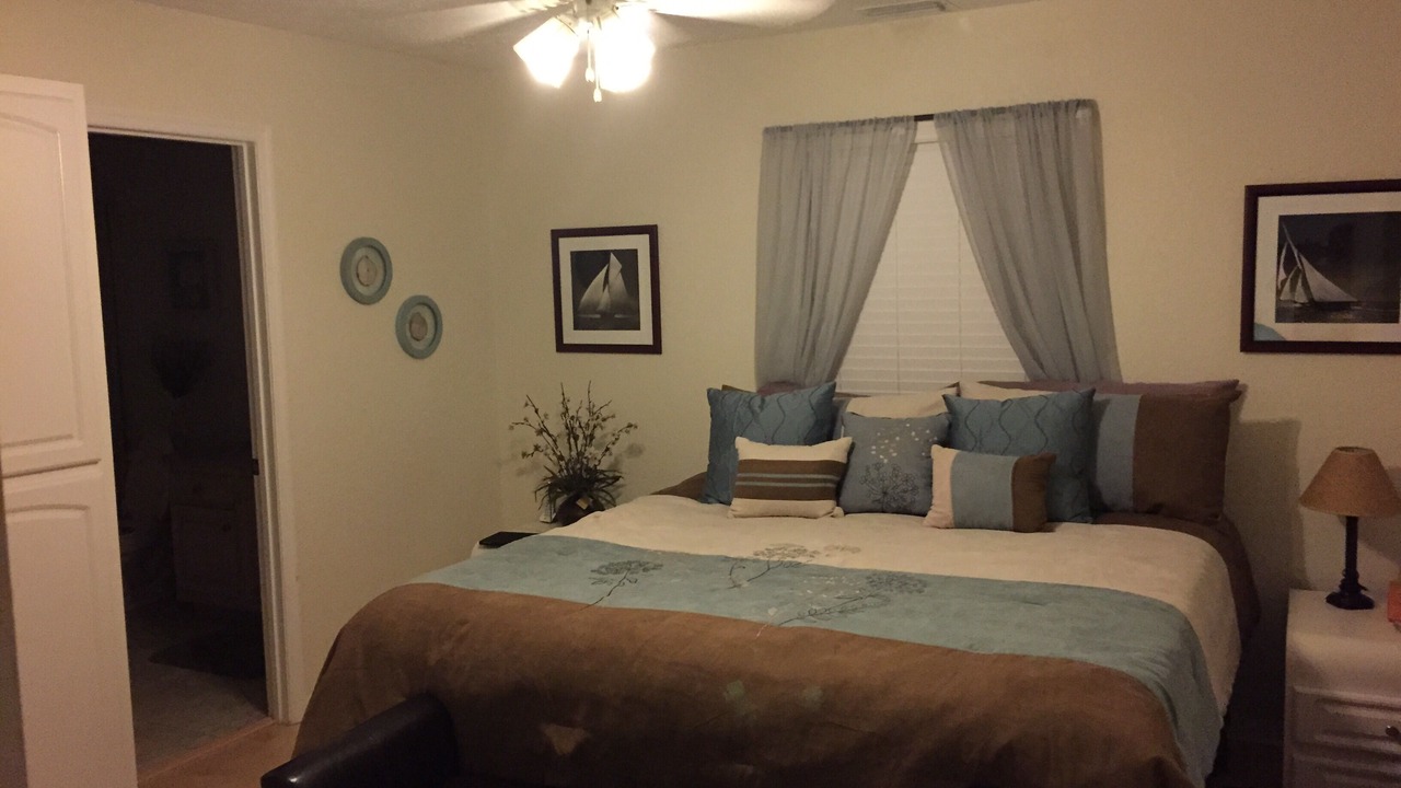 Photo of Bedroom in Weeki Wachee Gardens