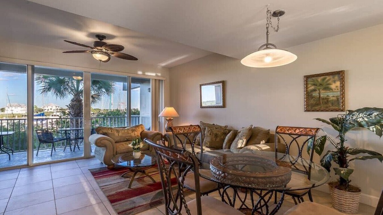 Photo of Livingroom in Ruskin