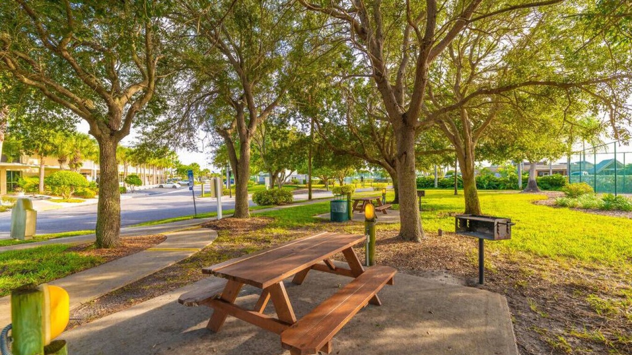 Photo of Outdoor in Ruskin