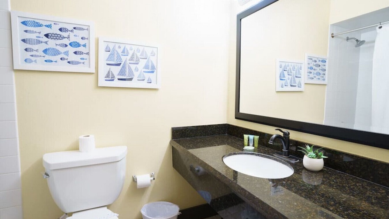 Photo of Bathroom in Ruskin