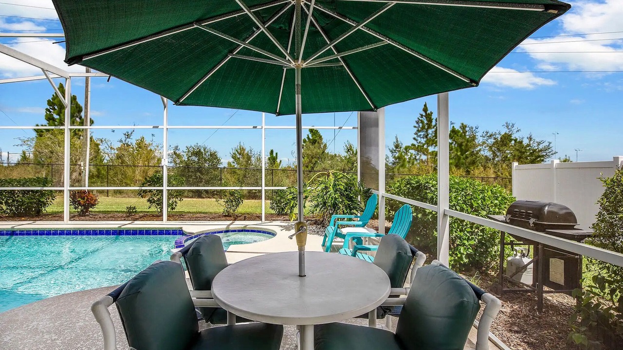 Photo of Outdoor in Lake Davenport Estates