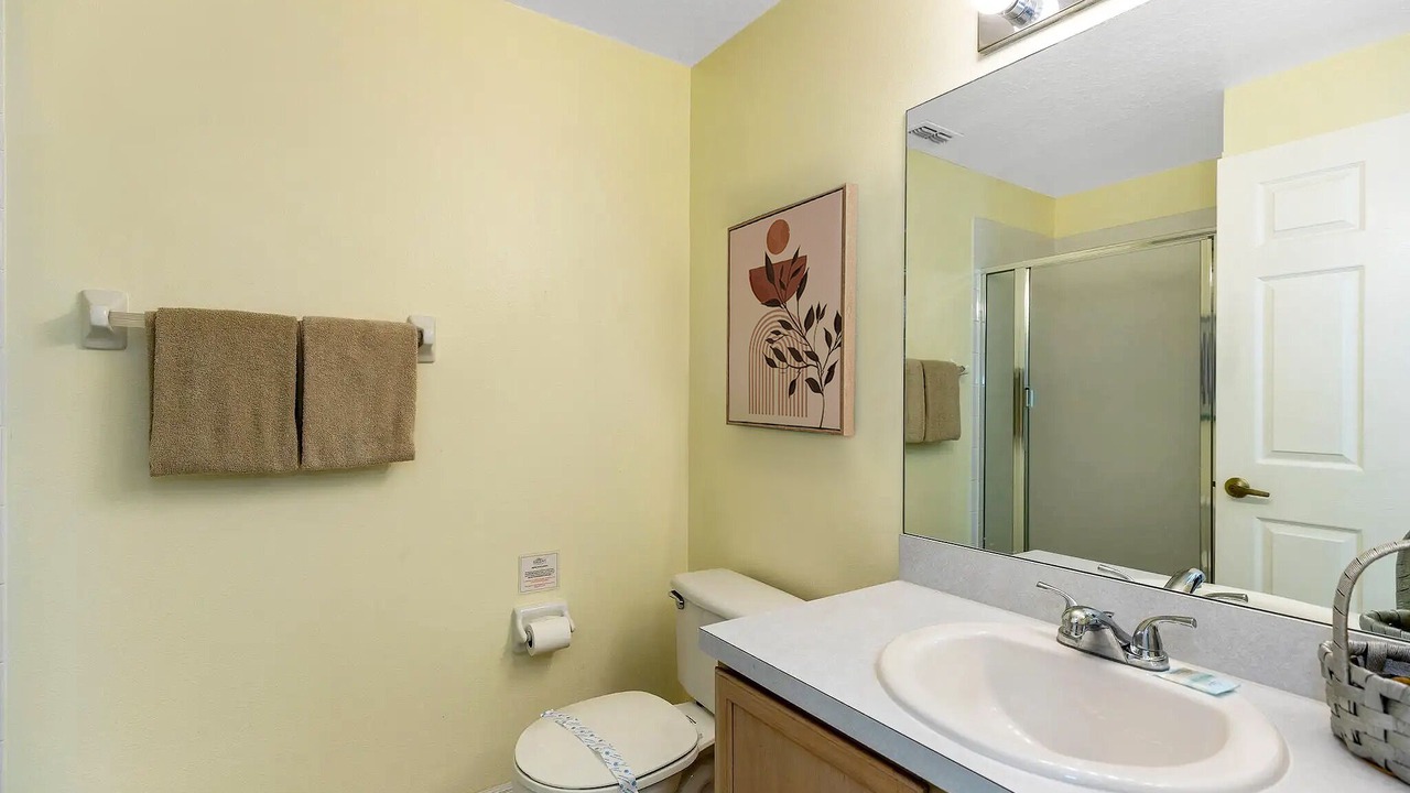 Photo of Bathroom in Lake Davenport Estates