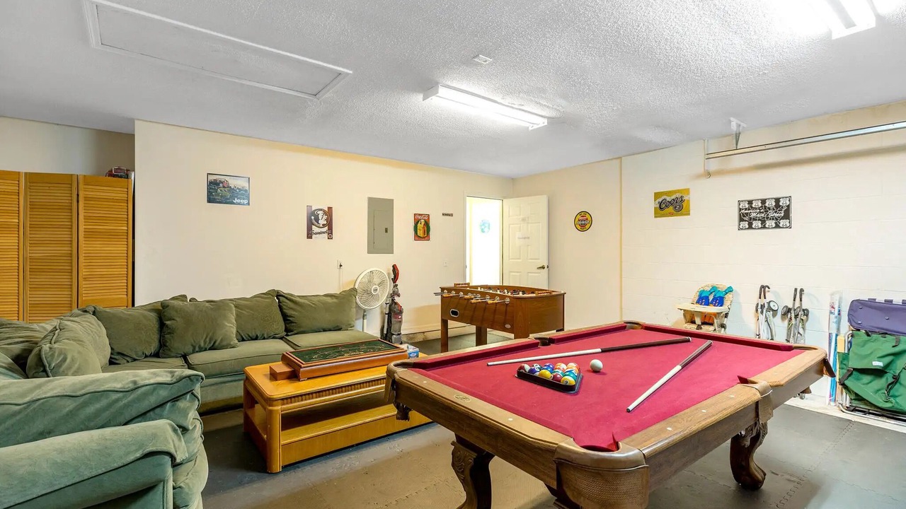 Photo of Bedroom in Lake Davenport Estates
