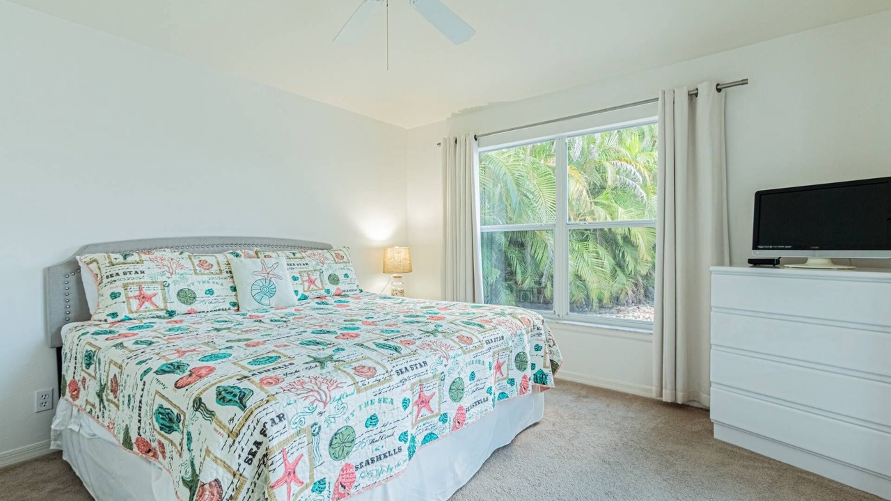 Photo of Bedroom in Central Naples