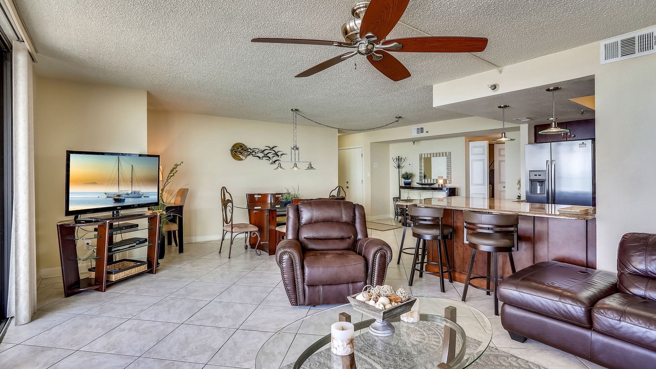 Photo of Livingroom in Madeira Beach