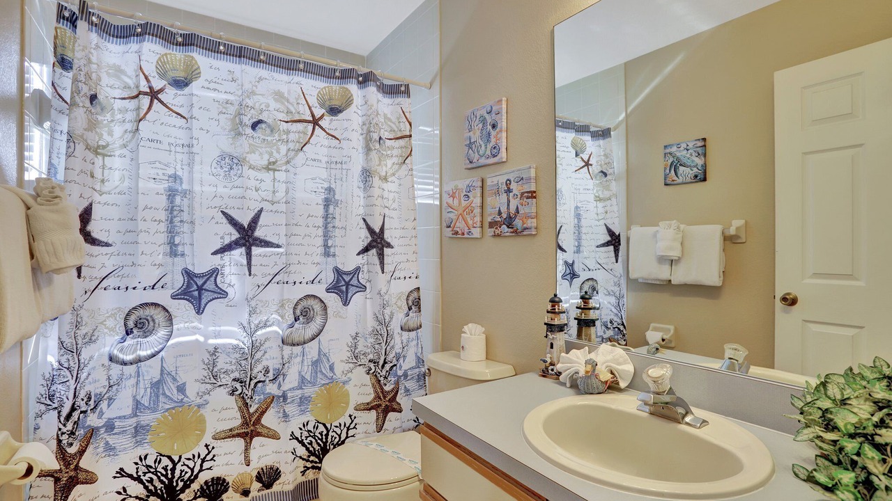 Photo of Bathroom in Bridgewater Crossing