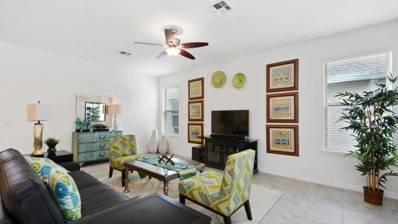 Photo of Livingroom in West Haven