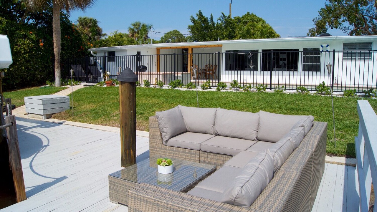 Photo of Patio Balcony in East Naples