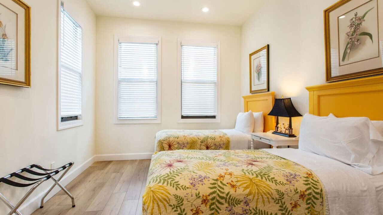 Photo of Bedroom in Naples Park