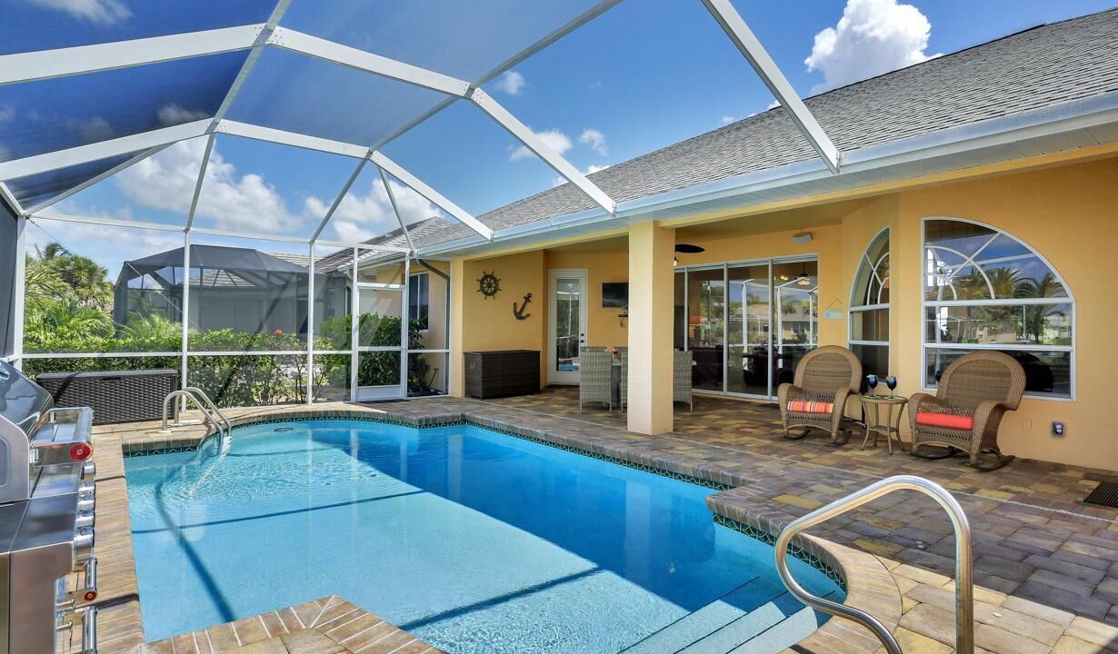 Photo of Outdoor in Pelican