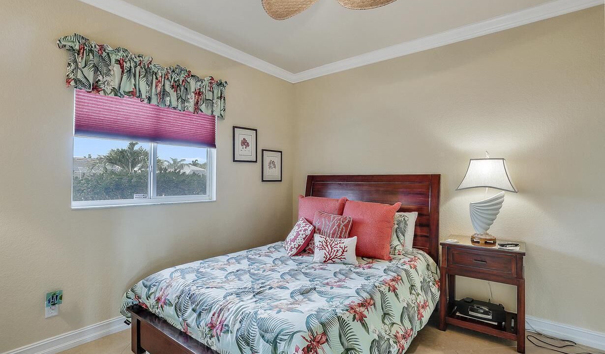 Photo of Bedroom in Pelican