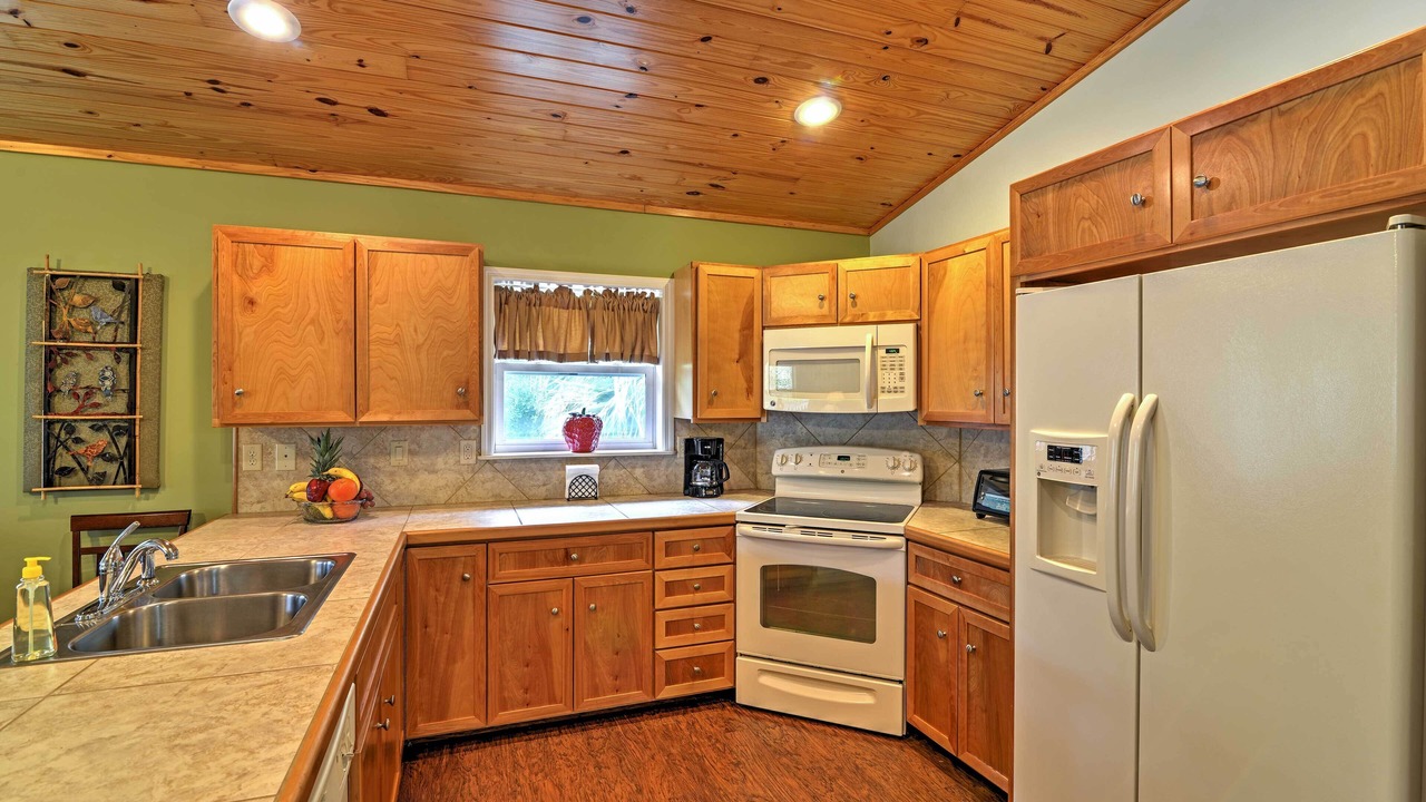 Photo of Kitchen in Crystal River