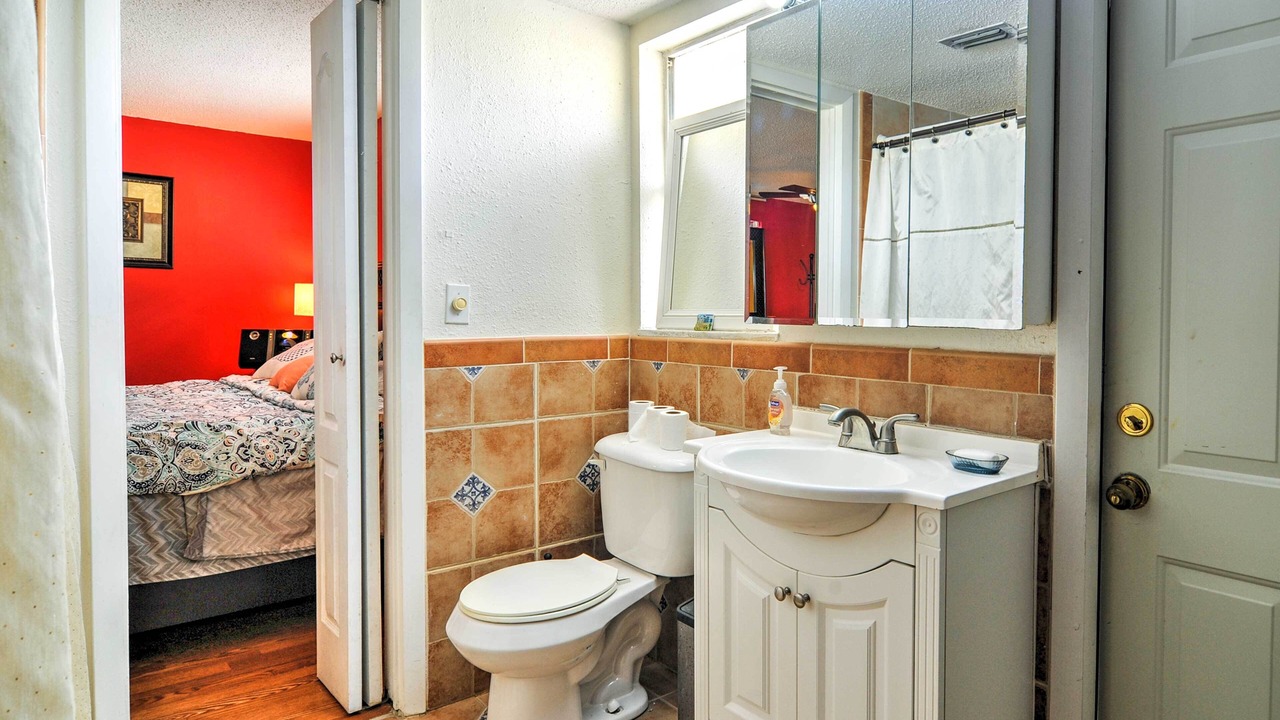 Photo of Bathroom in Toussie Terrace