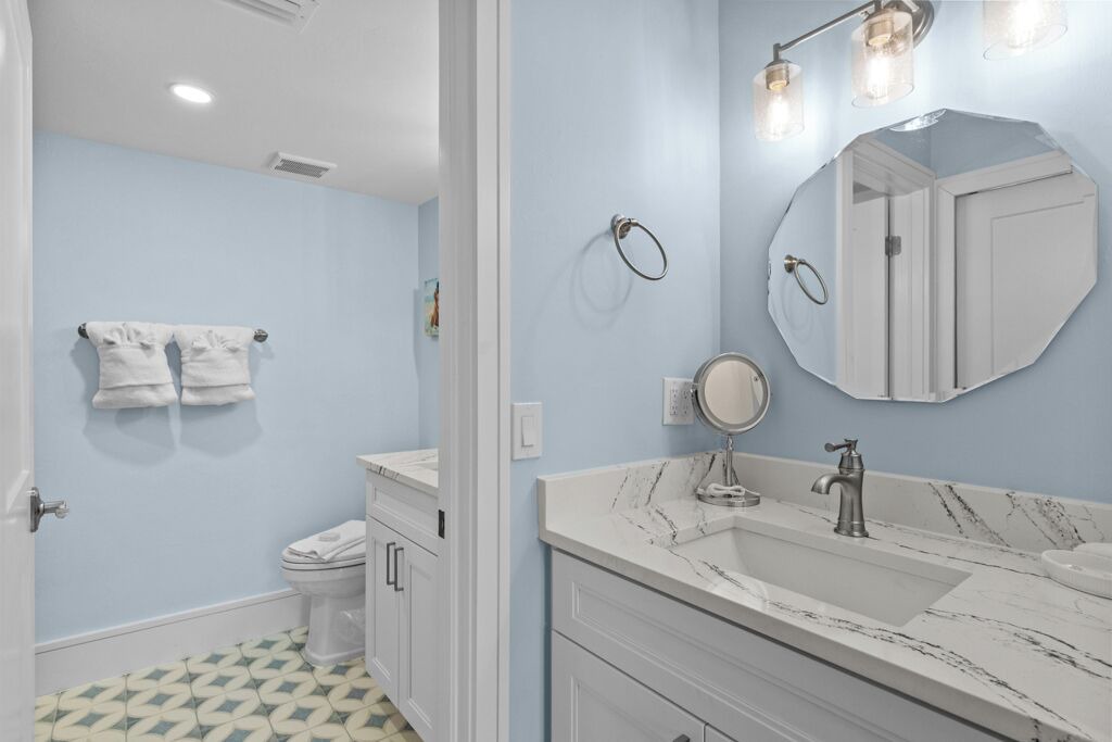 Photo of Bathroom in Beachview Country Club Estates