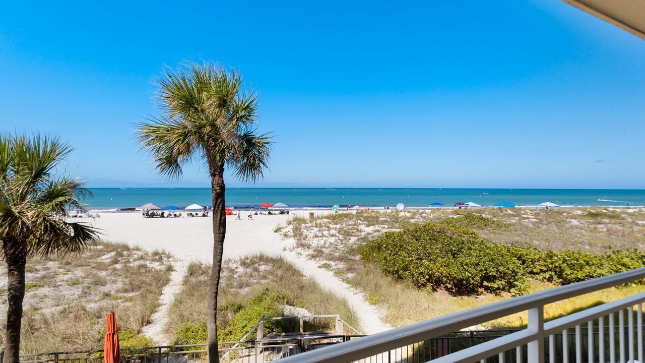 Photo of Patio Balcony in Madeira Beach