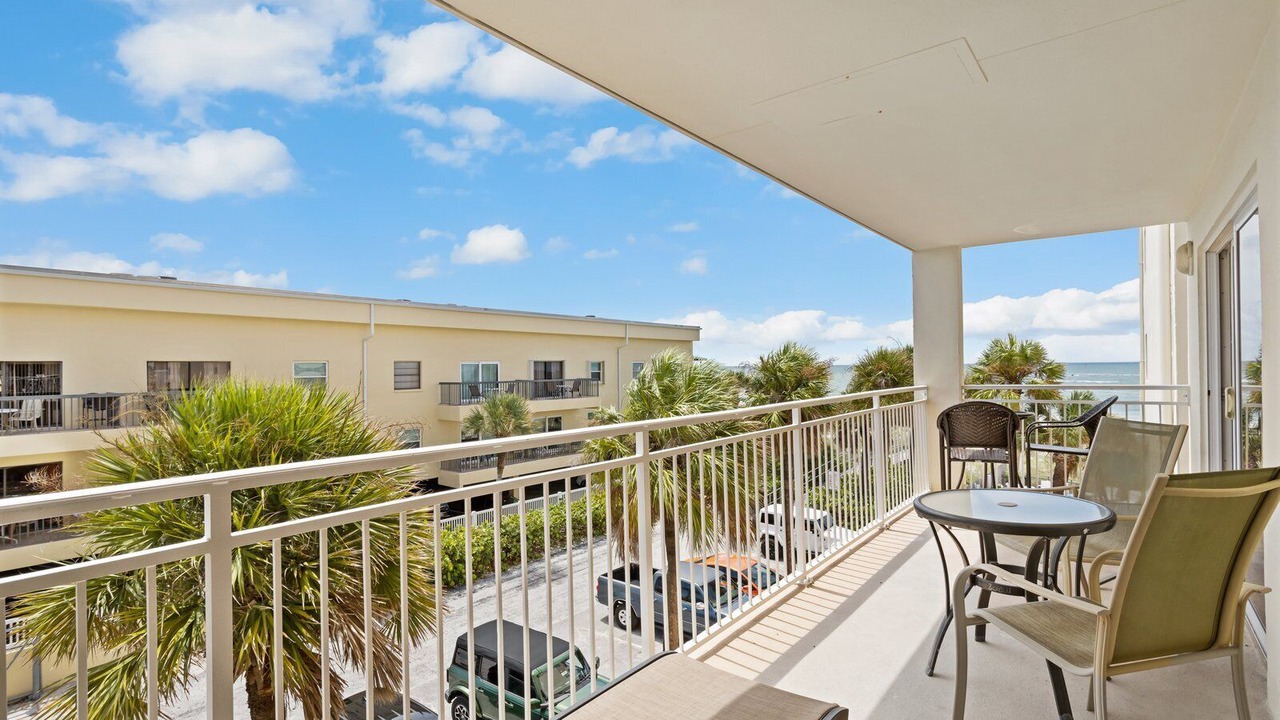 Photo of Patio Balcony in Madeira Beach