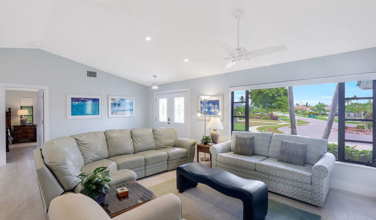 Photo of Livingroom in Marco Island