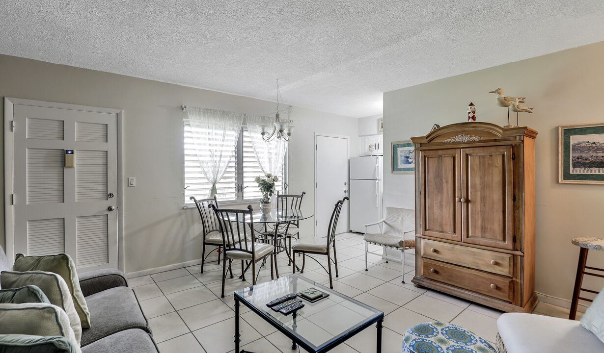 Photo of Livingroom in Marco Island