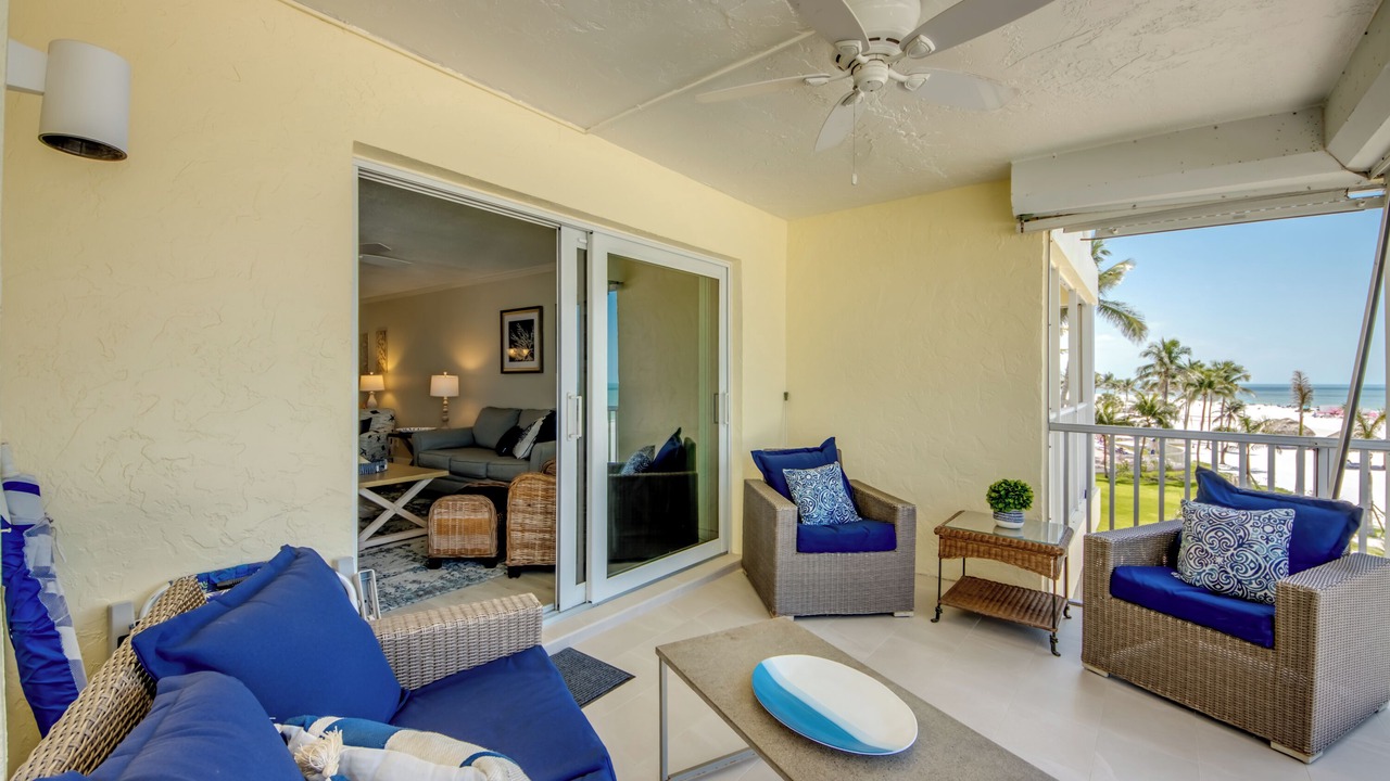 Photo of Livingroom in Fort Myers Beach