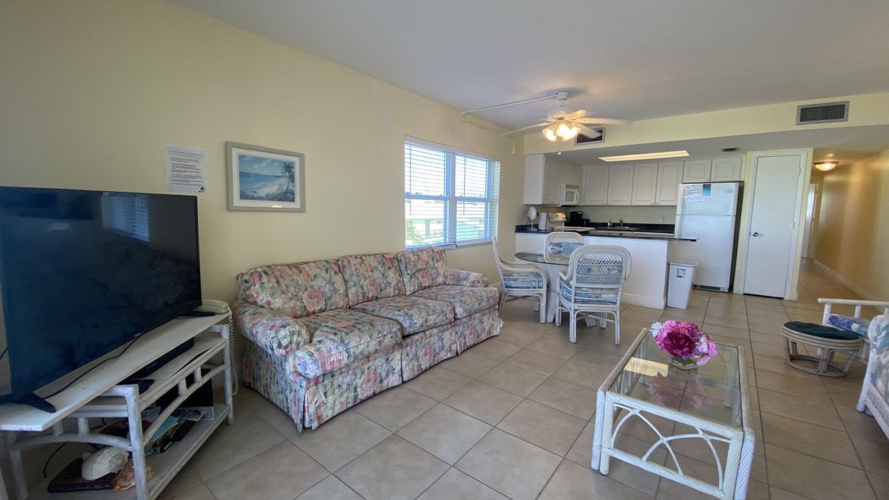 Photo of Livingroom in Fort Myers Beach