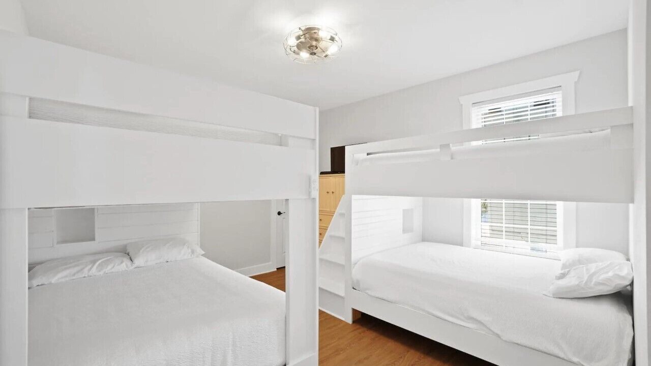 Photo of Bedroom in Seagrass