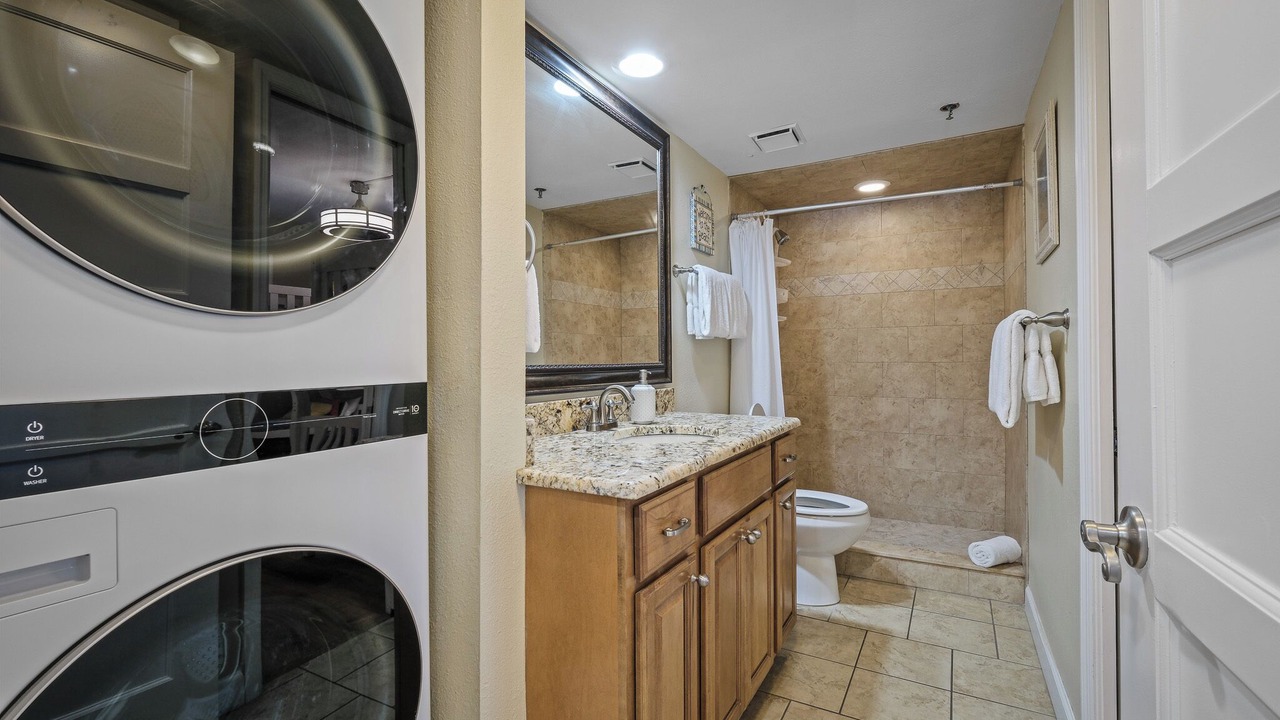 Photo of Bathroom in New Smyrna Beach