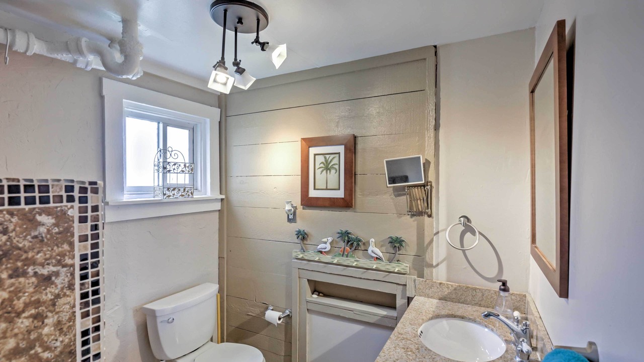 Photo of Bathroom in Boardwalk