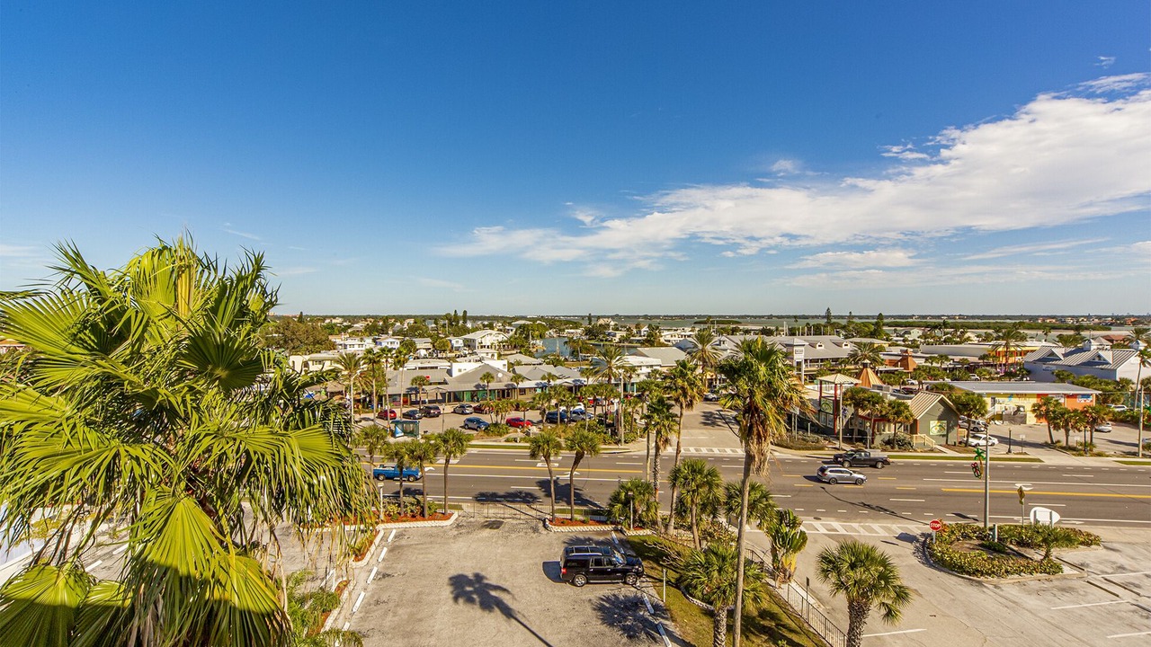 Photo of Patio Balcony in Madeira Beach