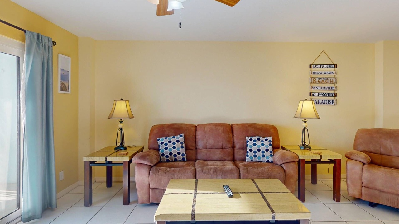 Photo of Livingroom in Madeira Beach